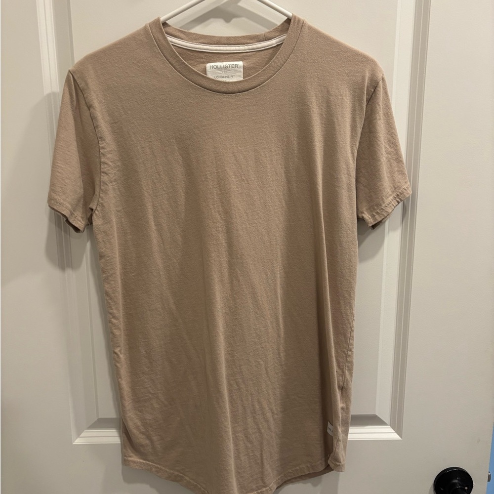 Hollister Beige Men's Short Sleeve Tee